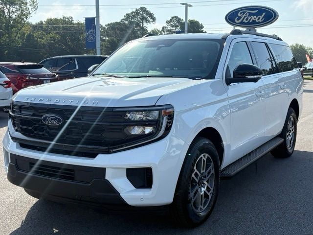 2026 Ford Expedition MAX Active in Star White Metallic Tri-Coat — front three-quarter view