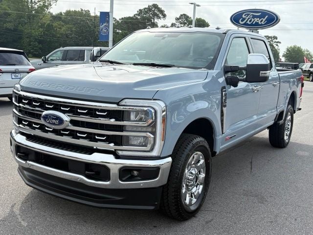2026 Ford Super Duty F-250 Lariat in Glacier Gray Metallic Tri-Coat — front three-quarter view