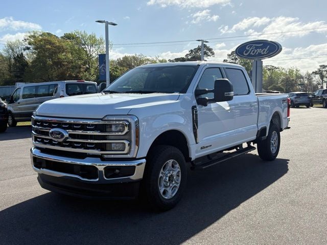2026 Ford Super Duty F-250 XLT in Oxford White — front three-quarter view