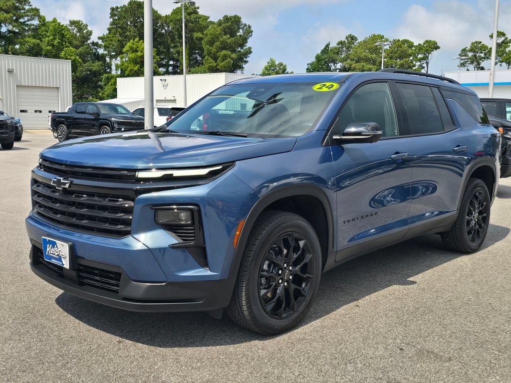 2024 Chevrolet Traverse LT in Lakeshore Blue Metallic — front three-quarter view